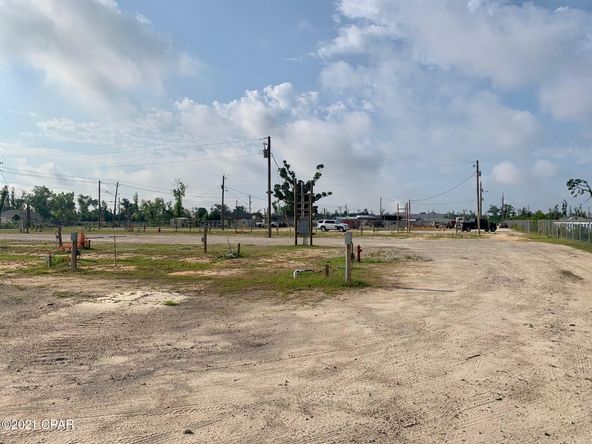 1201 N East Ave, Panama City, FL 32401